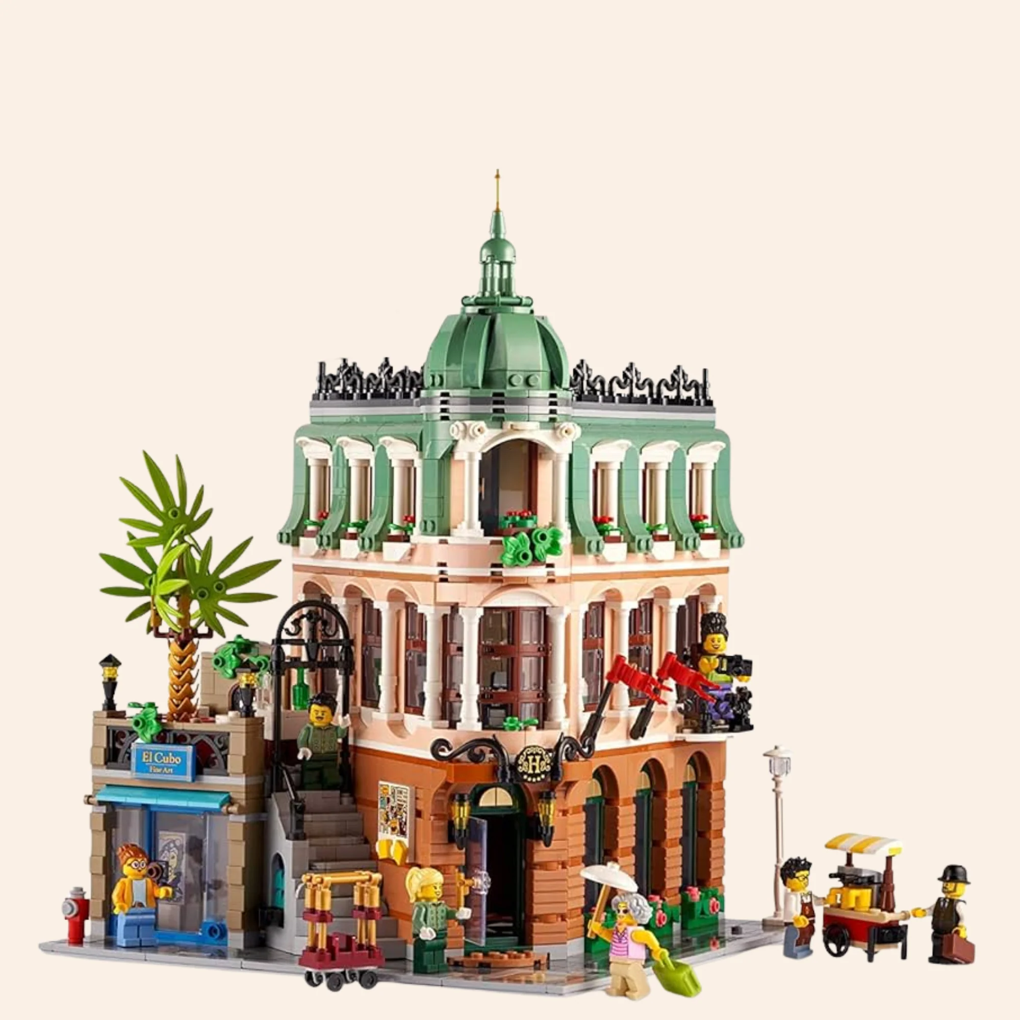 Boutique Building 10297